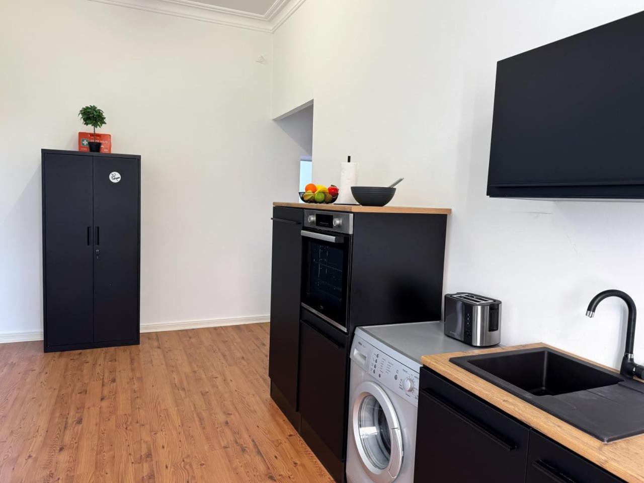 L Luxury Prvate In Ber-prenzlauer Berg Appartement *